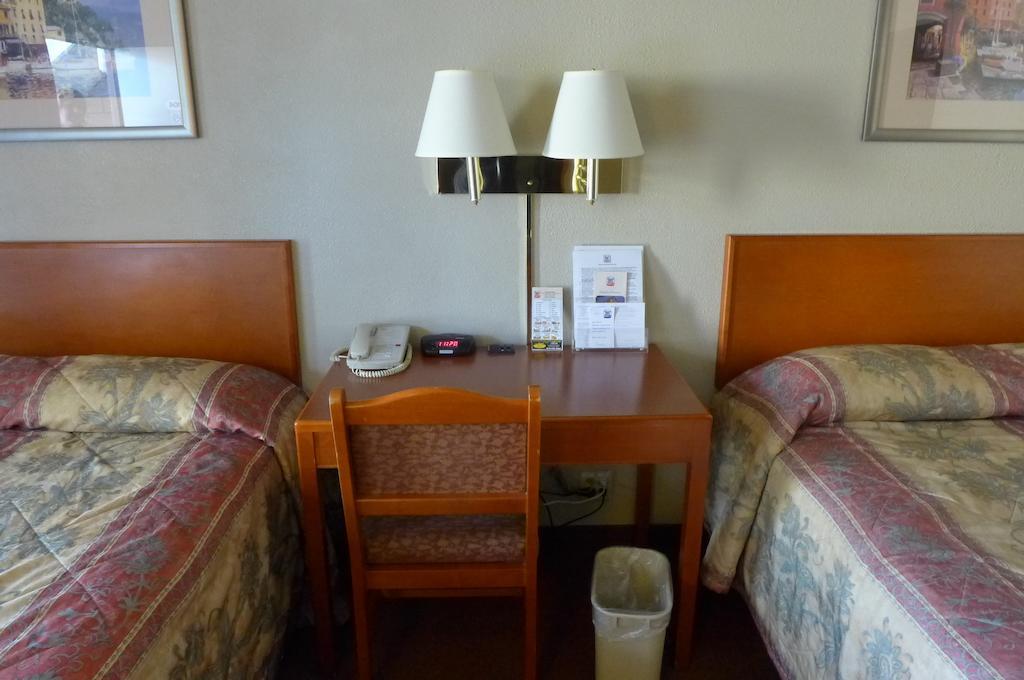 Good Nite Inn Chula Vista Quarto foto